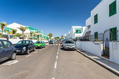 Apartamentos Los Quiqueres プエルト・デル・カルメン エクステリア 写真