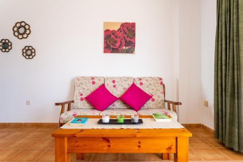 Apartamentos Los Quiqueres プエルト・デル・カルメン エクステリア 写真