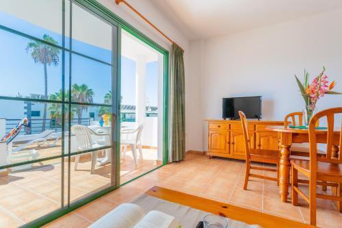Apartamentos Los Quiqueres プエルト・デル・カルメン エクステリア 写真