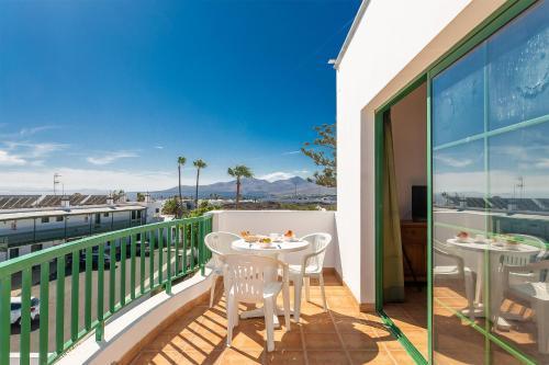Apartamentos Los Quiqueres プエルト・デル・カルメン エクステリア 写真